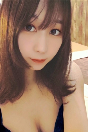 木崎えいみ