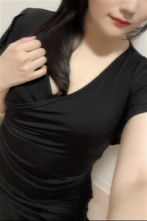 琴坂みやび