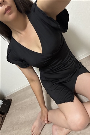 藤咲あいら