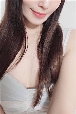 由坂りお