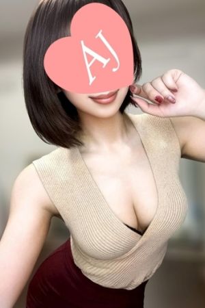 佐倉 みやび