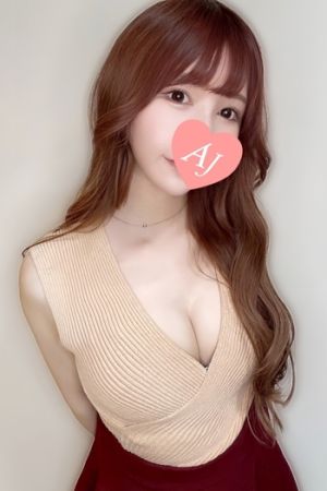 白波 りさ