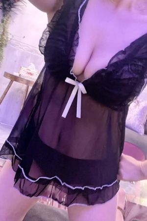 秋野　もみじ