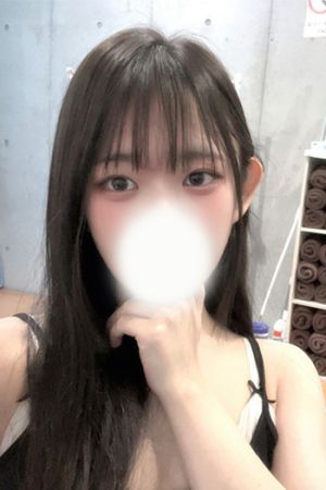 小西あやめ