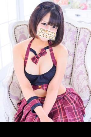 夏希あかね